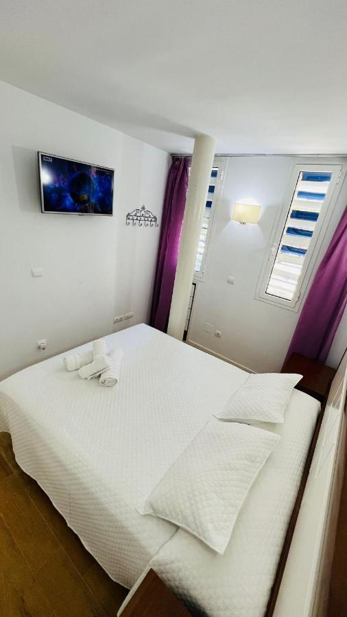 Apartamentos Bajondillo Beach Cozy Inns 토레몰리노스 외부 사진
